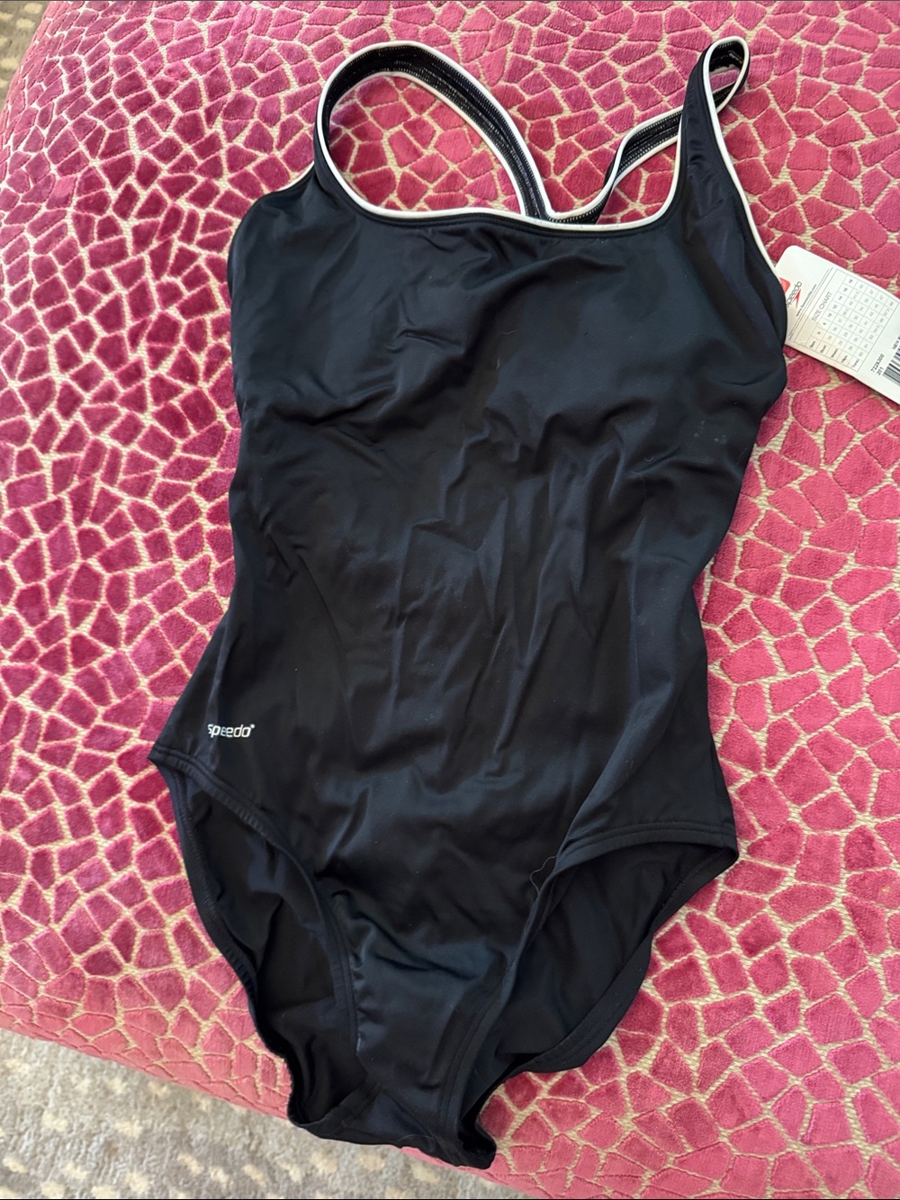 Speedo Black with white trim Women's One-Piece Racerback Swimsuit 8